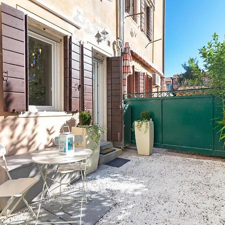 Guesthost - Garden Mini Flat Specola Padua